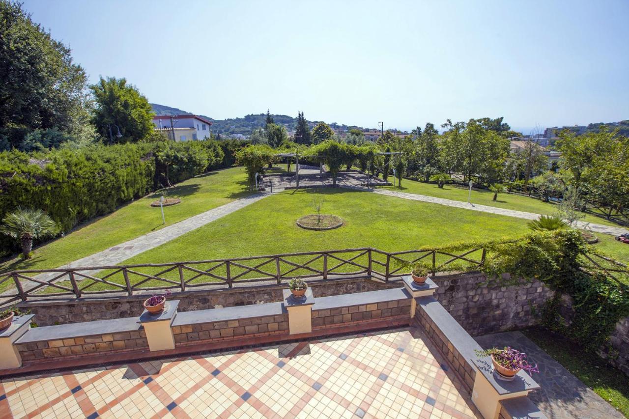 Amore Rentals - Residence Bosco SantʼAgata sui Due Golfi Kültér fotó