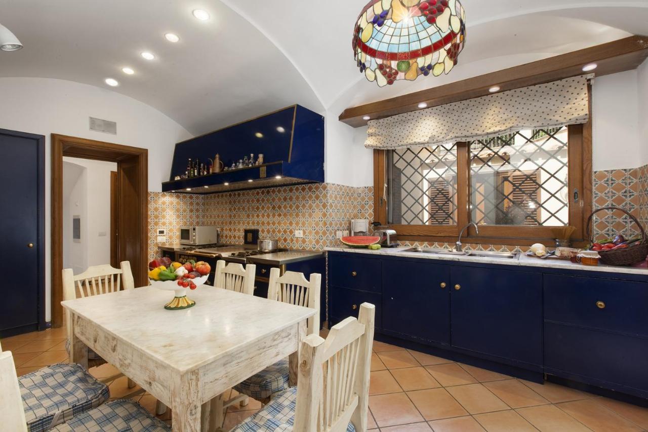Amore Rentals - Residence Bosco SantʼAgata sui Due Golfi Kültér fotó